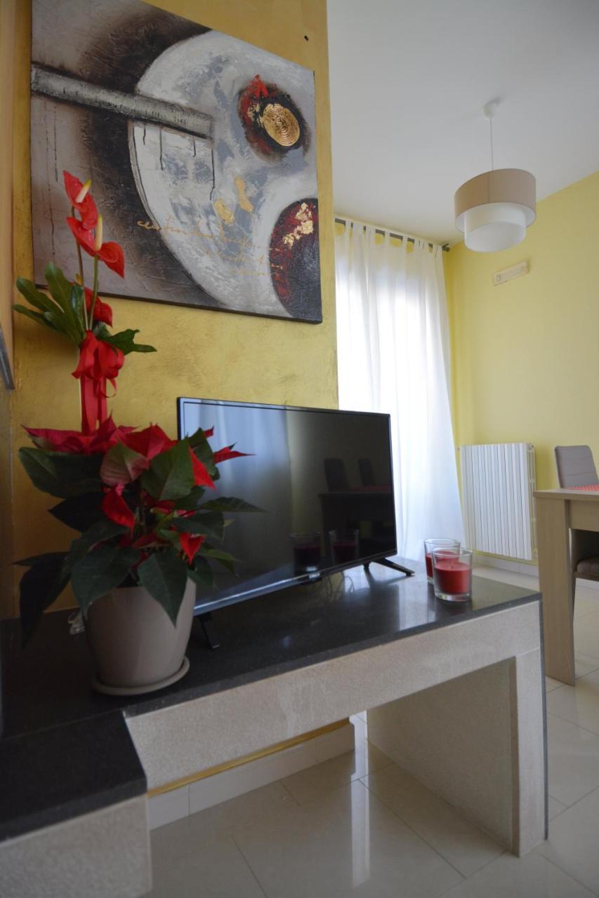 "La Casa Di Mariagrazia" Appartamento 4 Locali Sammichele Di Bari Екстериор снимка